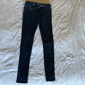 Gap Super Skinny Jeans in Resin Rinse
